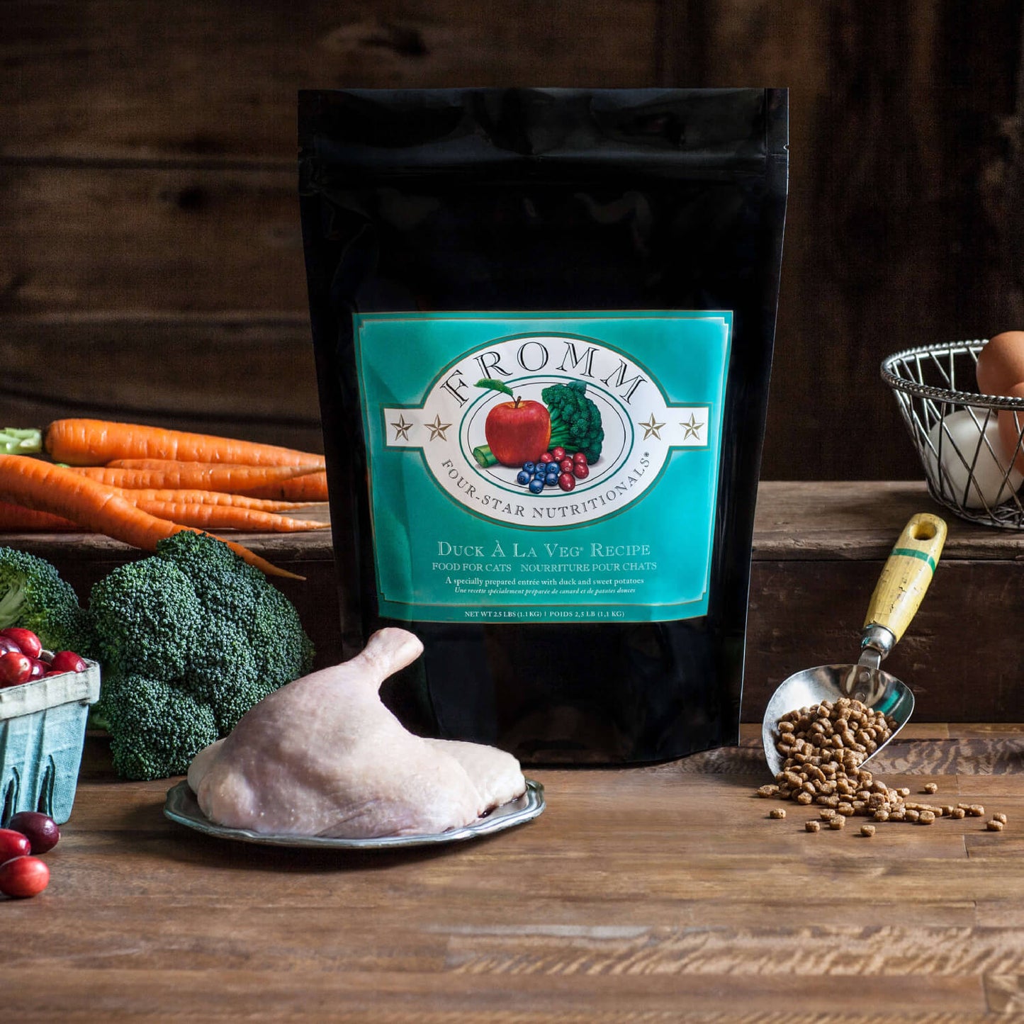 FROMM® FOUR STAR NUTRITIONALS® DUCK À LA VEG RECIPE DRY CAT FOOD